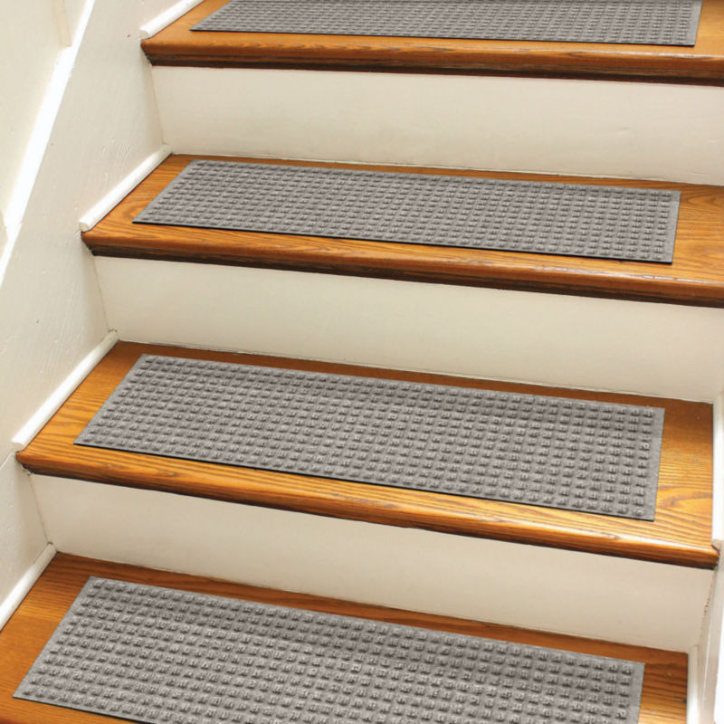 Recycled Water Trapper Grid Stair Treads Set